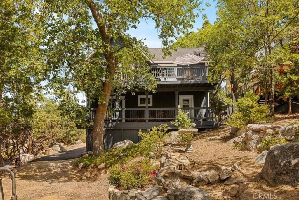 Charming Getaway Cabin Лейк-Эрроухед Экстерьер фото
