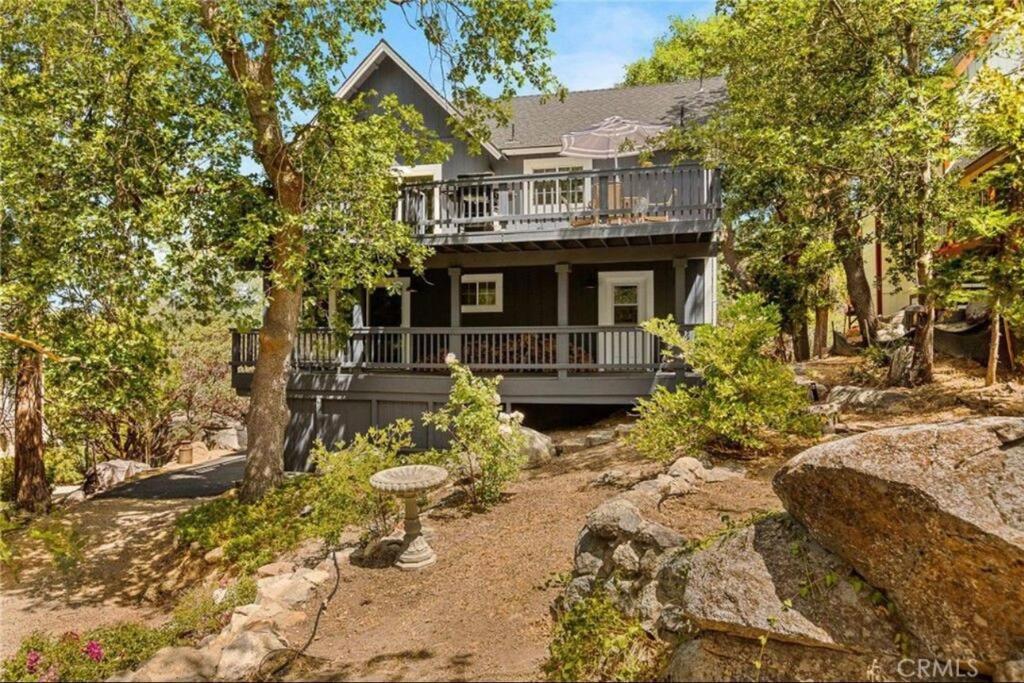 Charming Getaway Cabin Лейк-Эрроухед Экстерьер фото